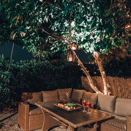 Villa Aspasia With Private Jacuzzi - Oasis Resort Kokkinos Pyrgos Zewnętrze zdjęcie