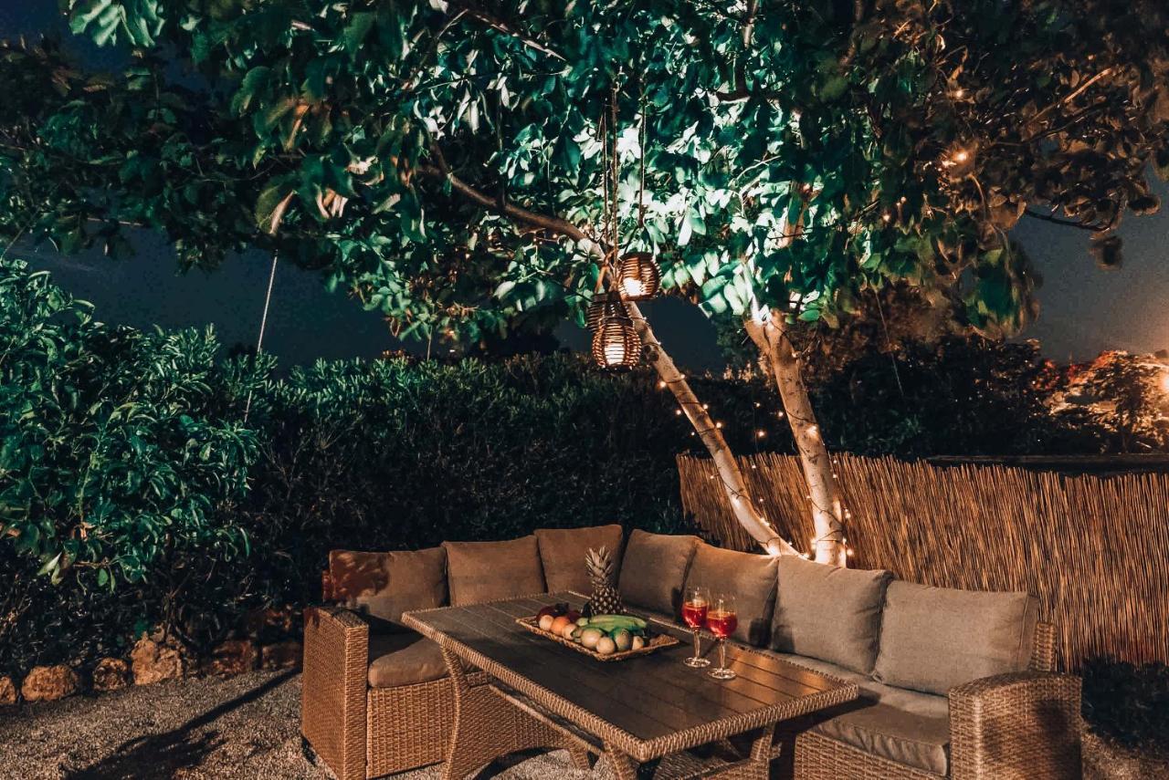 Villa Aspasia With Private Jacuzzi - Oasis Resort Kokkinos Pyrgos Zewnętrze zdjęcie