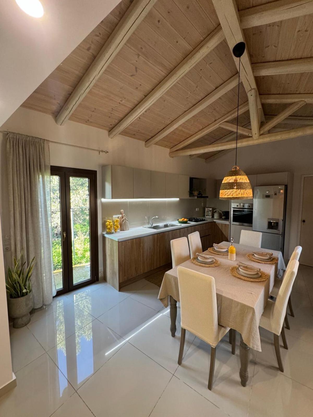 Villa Aspasia With Private Jacuzzi - Oasis Resort Kokkinos Pyrgos Zewnętrze zdjęcie